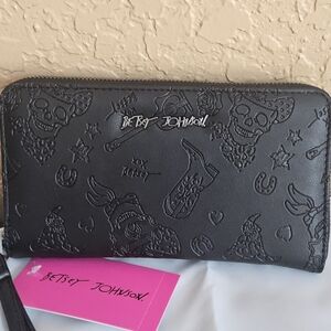 Betsey Johnson Black Embossed COWBOY SKULL Wristlet